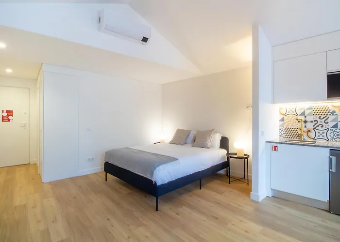 Caldeireiros 95 By Lovelystay *