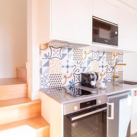 Caldeireiros 95 By Lovelystay Oporto