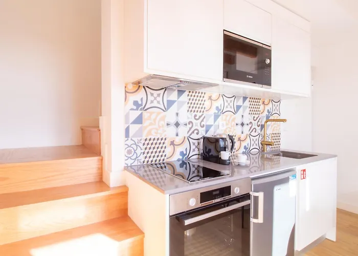 Caldeireiros 95 By Lovelystay Oporto