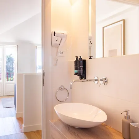 Caldeireiros 95 By Lovelystay Daire Porto