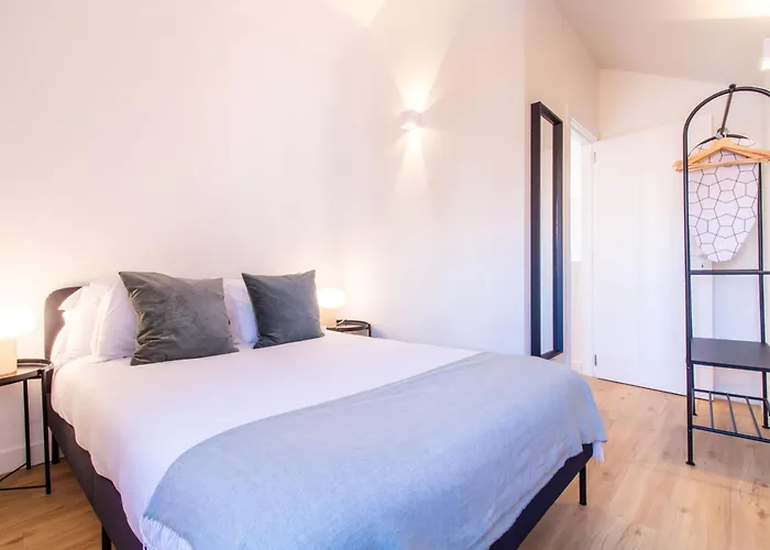 Caldeireiros 95 By Lovelystay Oporto