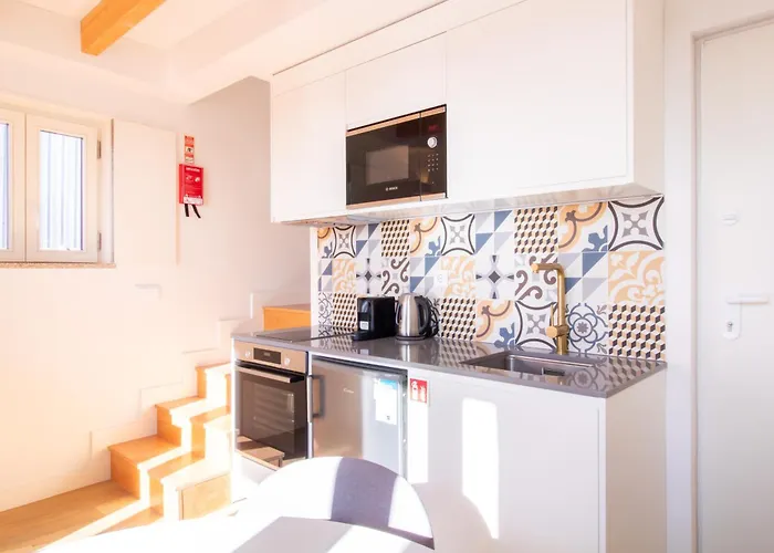 Apartamento Caldeireiros 95 By Lovelystay