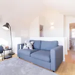 Apartment Caldeireiros 95 By Lovelystay *