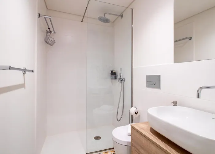 Caldeireiros 95 By Lovelystay Porto