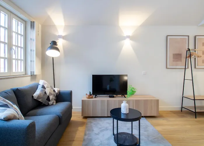 Caldeireiros 95 By Lovelystay * Porto