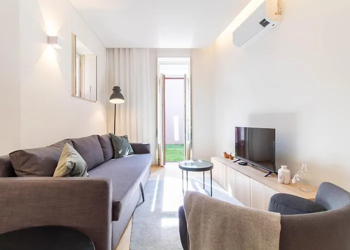 Caldeireiros 95 By Lovelystay Porto